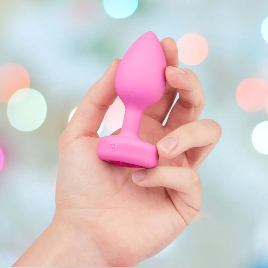 B-Vibe Vibrating Heart Plug Small/Medium - Pink Topaz